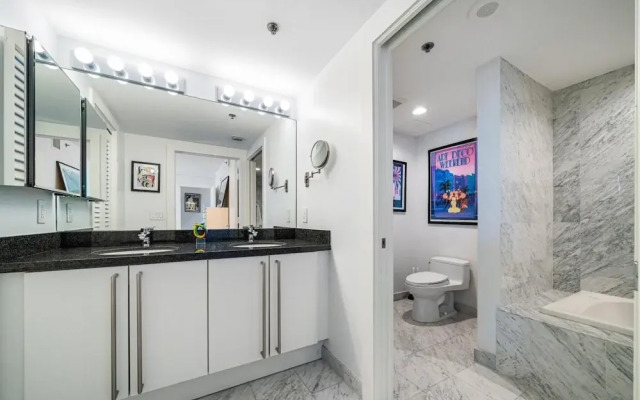 Sunny side suites