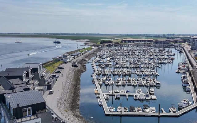 Seaside Getaway, Sint-annaland