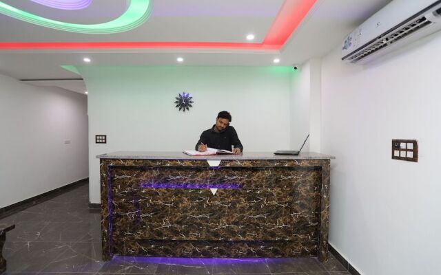 Airport Hotel Ambience Inn
