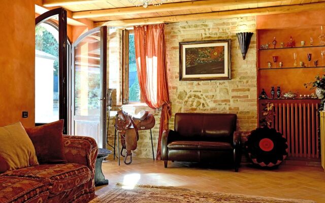 Elegant Villa in Montecosaro Italy with Hot Tub