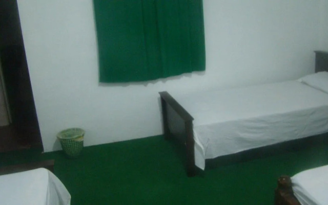 Asix Hotel
