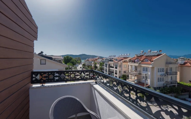 Muci̇ze Residence