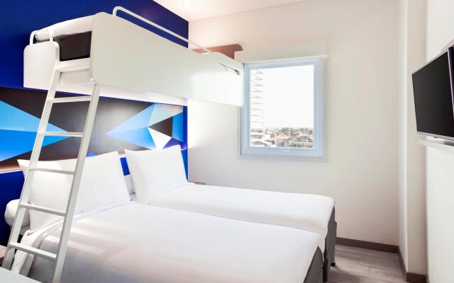 MD7 Hotel Cirebon