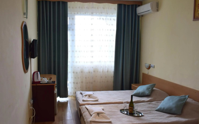Hotel Ahilea