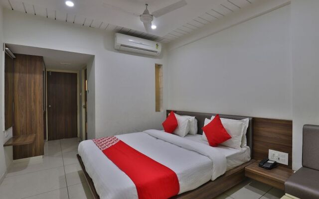 OYO 11543 Hotel Panchsheel