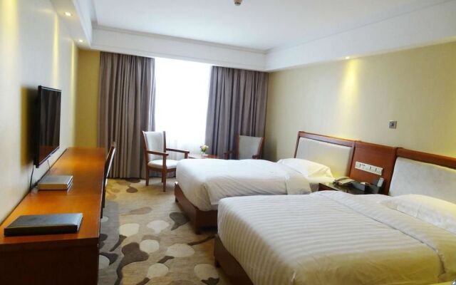 Fuyong Yinfa Hotel