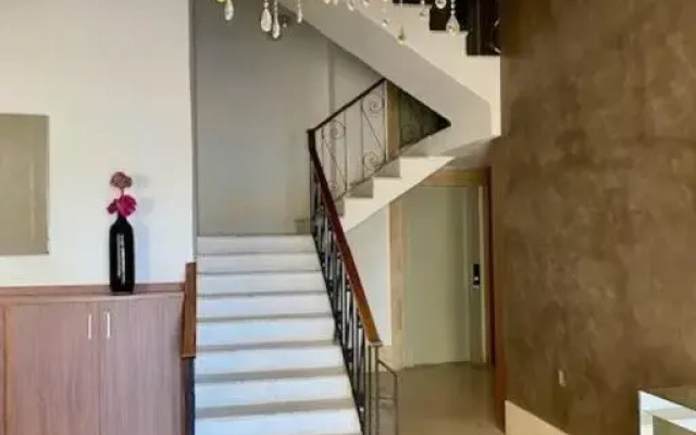 Sliema, Stylish 1 Bedroom Apartment with Parking.