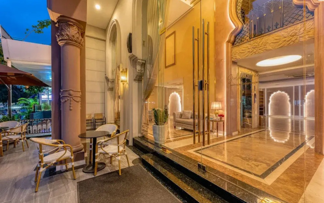 Golden Tree Hotel & Apartment