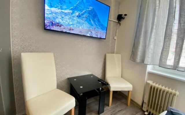 24 hour-Self Check-in Apartment Námestie Svätého Egídia