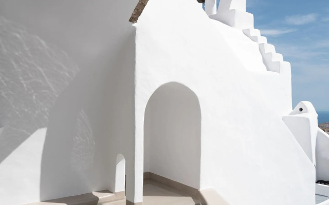 Valsamo Suites