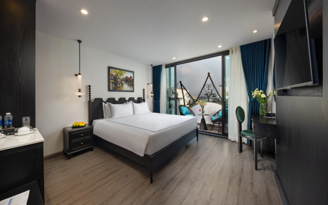 Sq Hang Gai Hotel & Spa – Guest Rooms – Hanoi