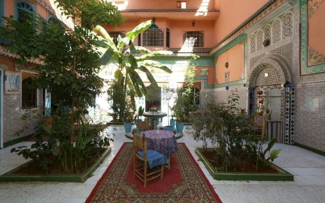 Riad Carole
