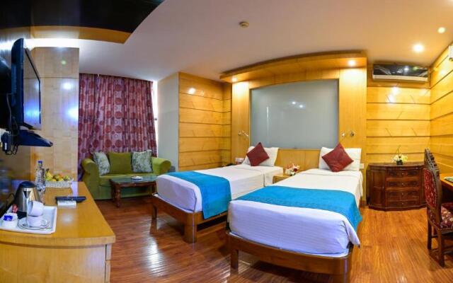 Hotel Emarald