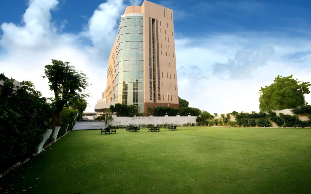 Fortune Select Global, Gurugram - Member ITC Hotels' Group