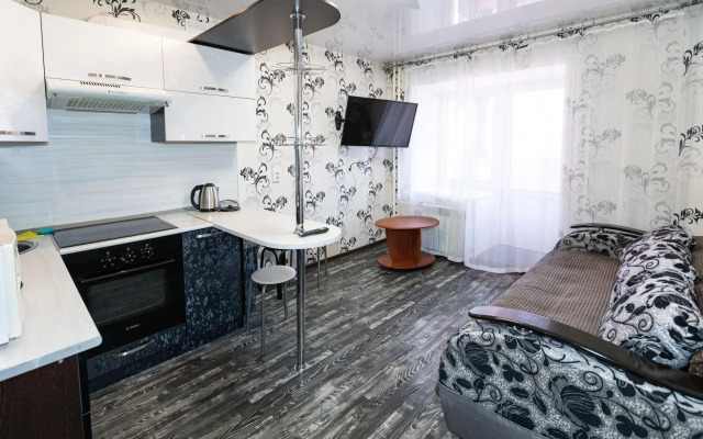 How are you at Home on Novaya 4 Street