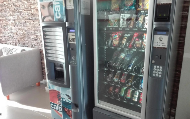 CONDOMINIO GRAN MARINA 2D 2B piscina 5p 604