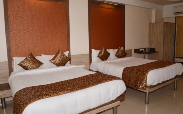 Budget Inn Palm Regency