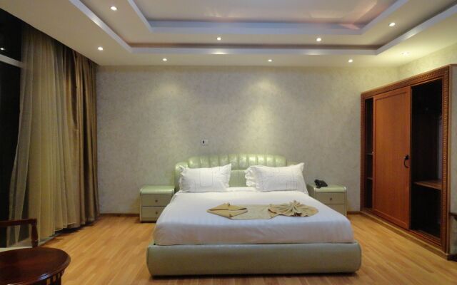 Impress Hotel