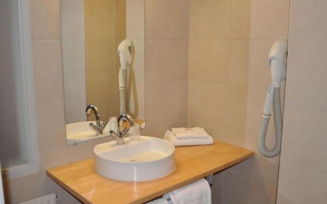 Citotel Le Clos Du Pontic