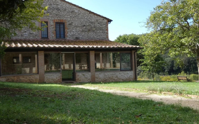 SCAPPO IN UMBRIA,Casale Vallenea