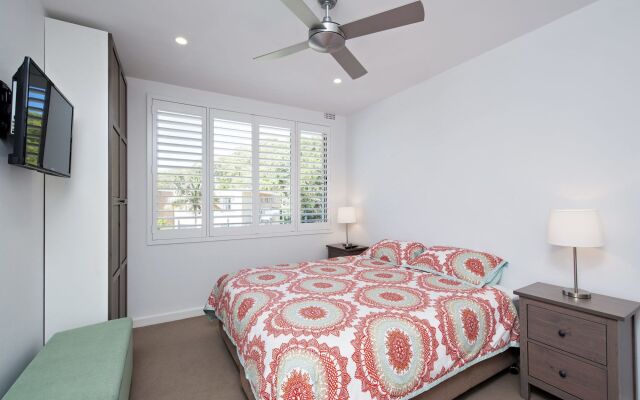 Shoal Bay Road, Del Rae, Unit 18, 25