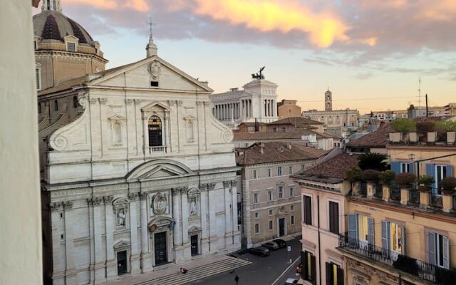 Domus 21 Luxury Suites