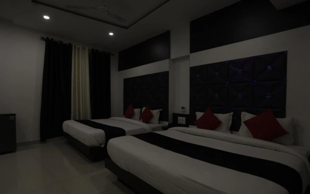 Royal View