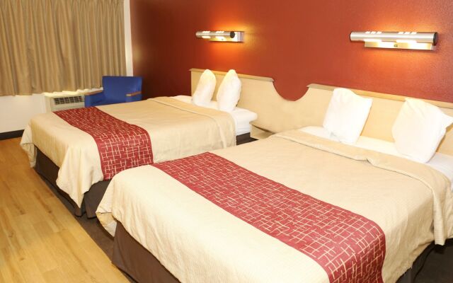 Red Roof Inn Enfield