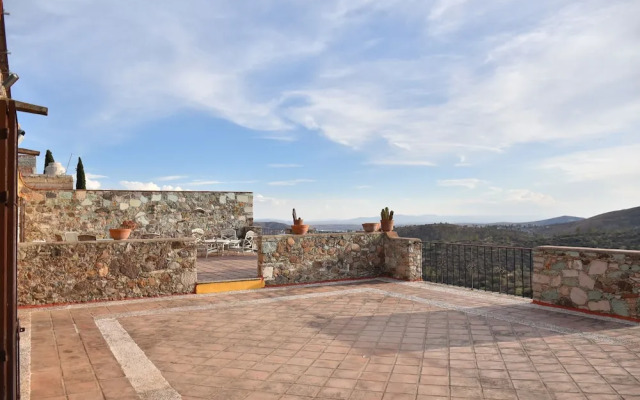 Tierra Adentro Hotel Fashion Grill & Spa