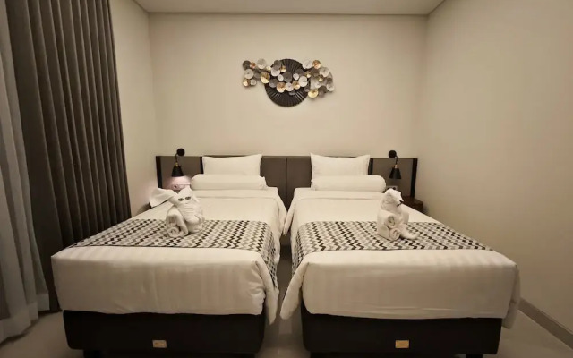 Azana Garden Hill Resort Blora