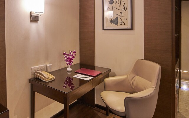 Royal Orchid Central Grazia