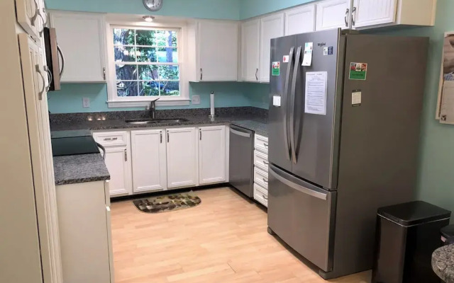 A Jekyll Interlude 3 Bedroom Home