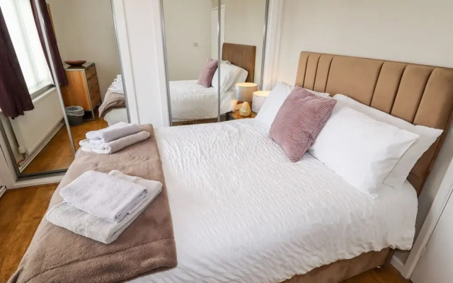 The Flat At Brwyn