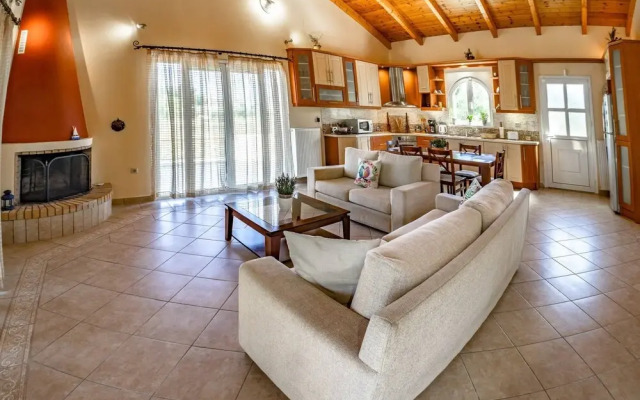 Villa Stella, 2 Bedrooms, Wifi, Near The Beach