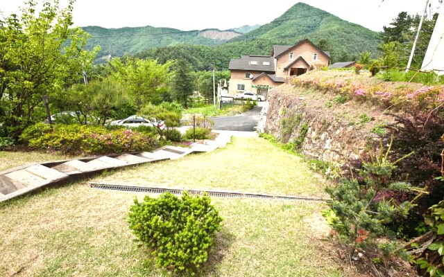 Yangpyeong Heunoni Pension