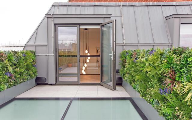 3-bed Rooftop Penthouse