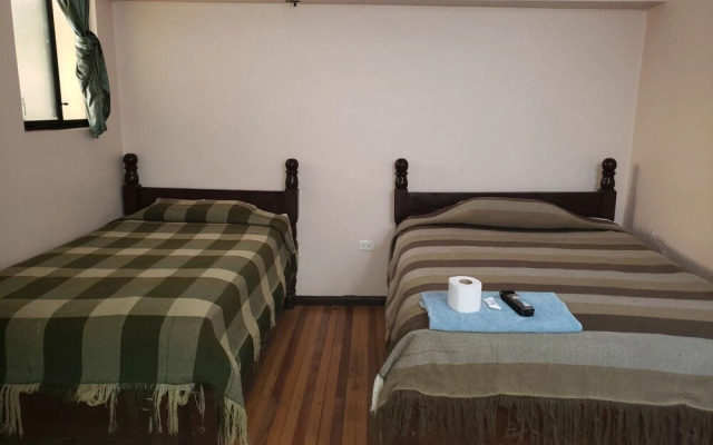 Hostal Puertas del Sol