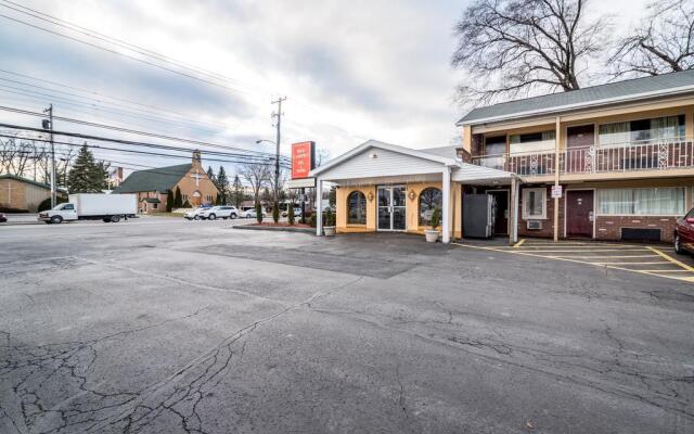 Super 8 Albany