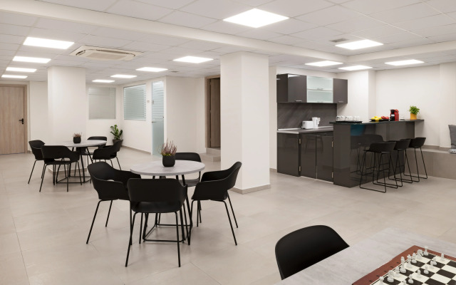 Thess Residences