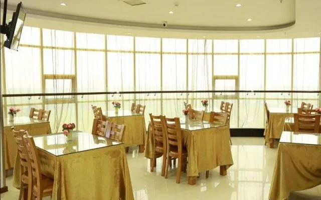 GreenTree Inn Anhui Fuyang Funan East Huaihe Road Express Hotel