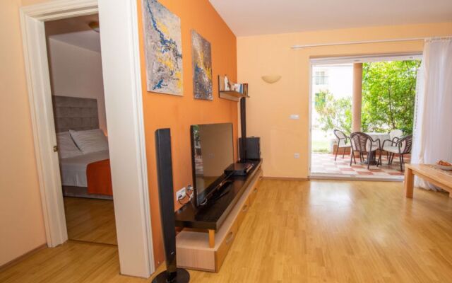 Apartment Dejan Seefeld in Tirol 33060
