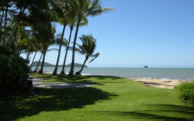 BeachView Apartments at Villa Paradiso