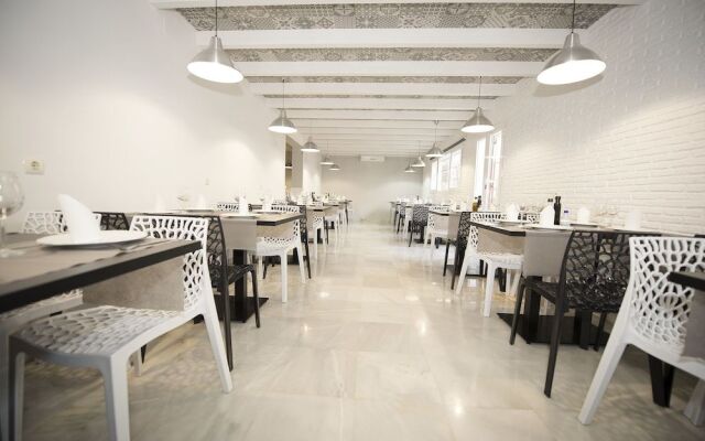 Hostal & Restaurante Avenida