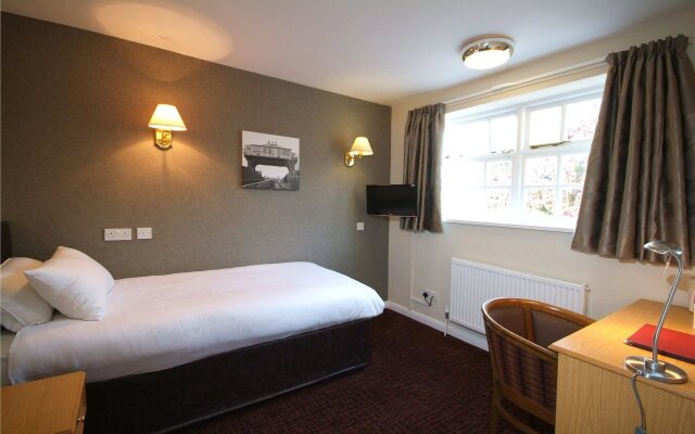Old Grey Mare Hotel by Greene King Inns