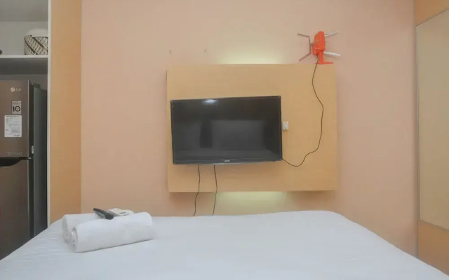 Fancy And Nice Studio At Tifolia Apartment