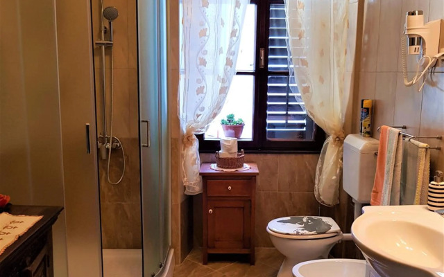 Noemi City Apartments