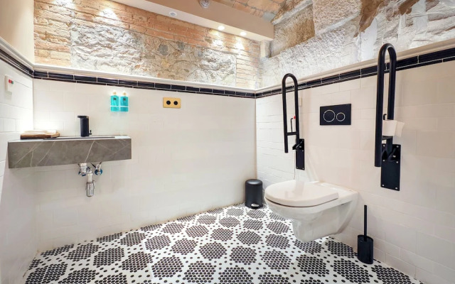 Palacio Gran Vía, a Royal Hideaway Hotel