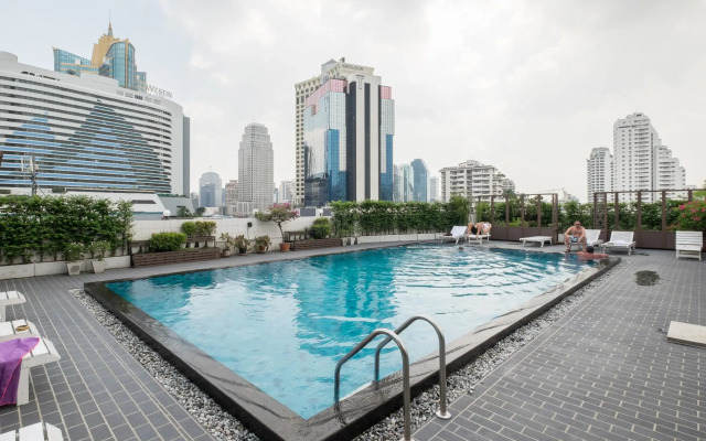 Ruamchitt Plaza Hotel