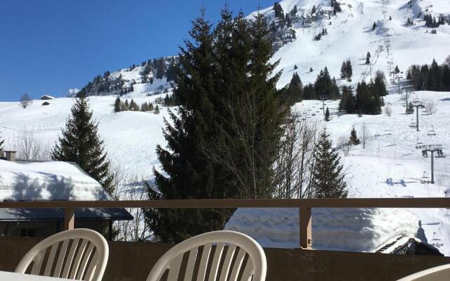 Appartement Le Grand-Bornand, 3 pièces, 9 personnes - FR-1-467-98