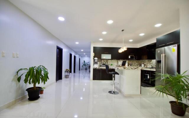 Pepe's House Guayaquil I Self Check-In MicroHotel